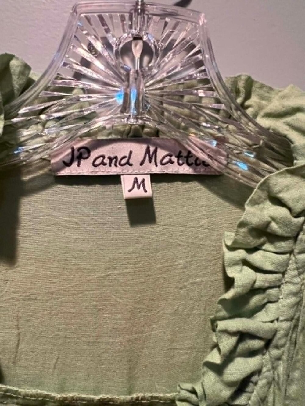 J P Mattie Pin Tucked Ruffled 100% Cotton Blouse Sz M/L Kiwi Green - Picture 3 of 6